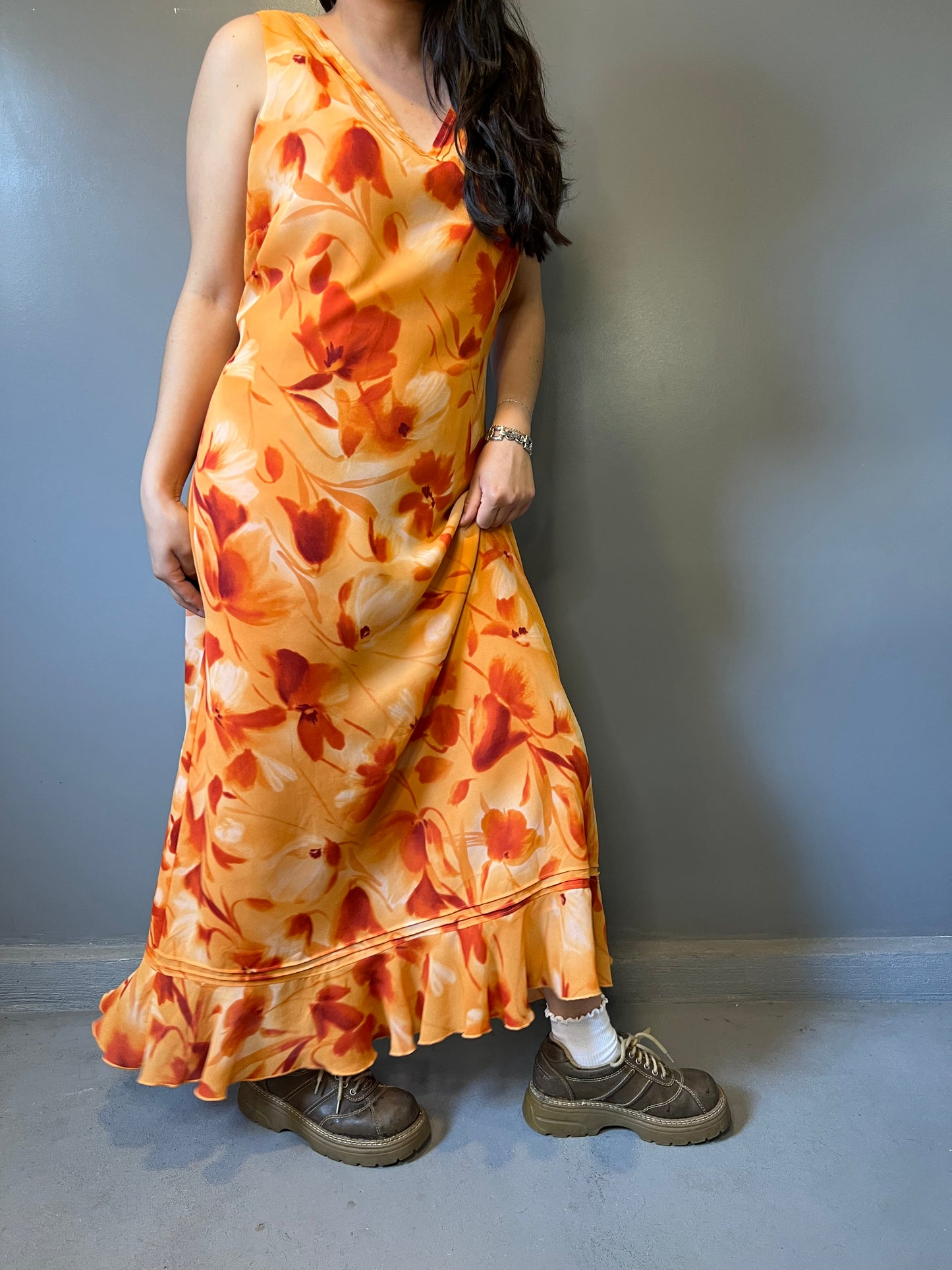 90's Floral Ruffle Dress - L
