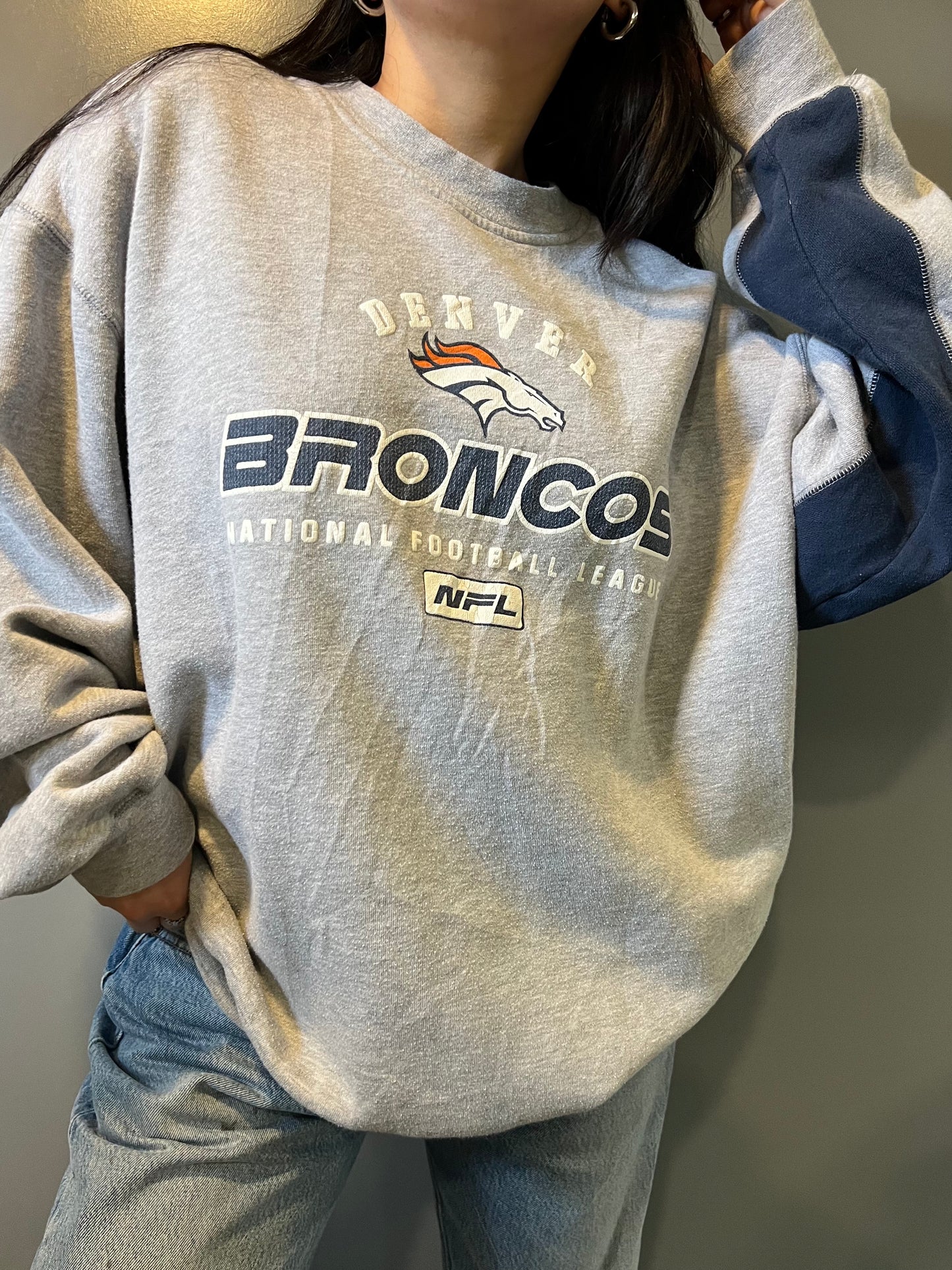 NFL Denver Broncos Sweatshirt - XL