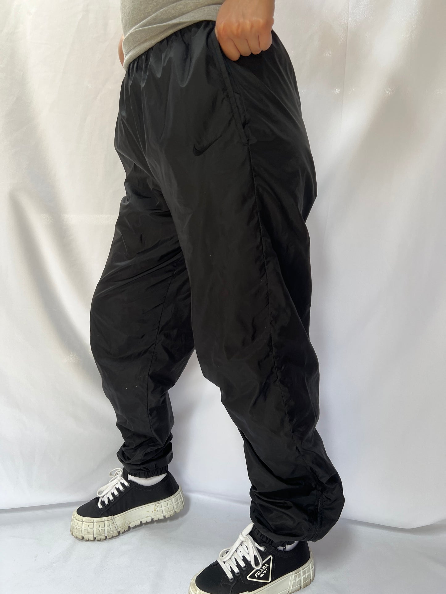 90's Nike Black Nylon Pants - M