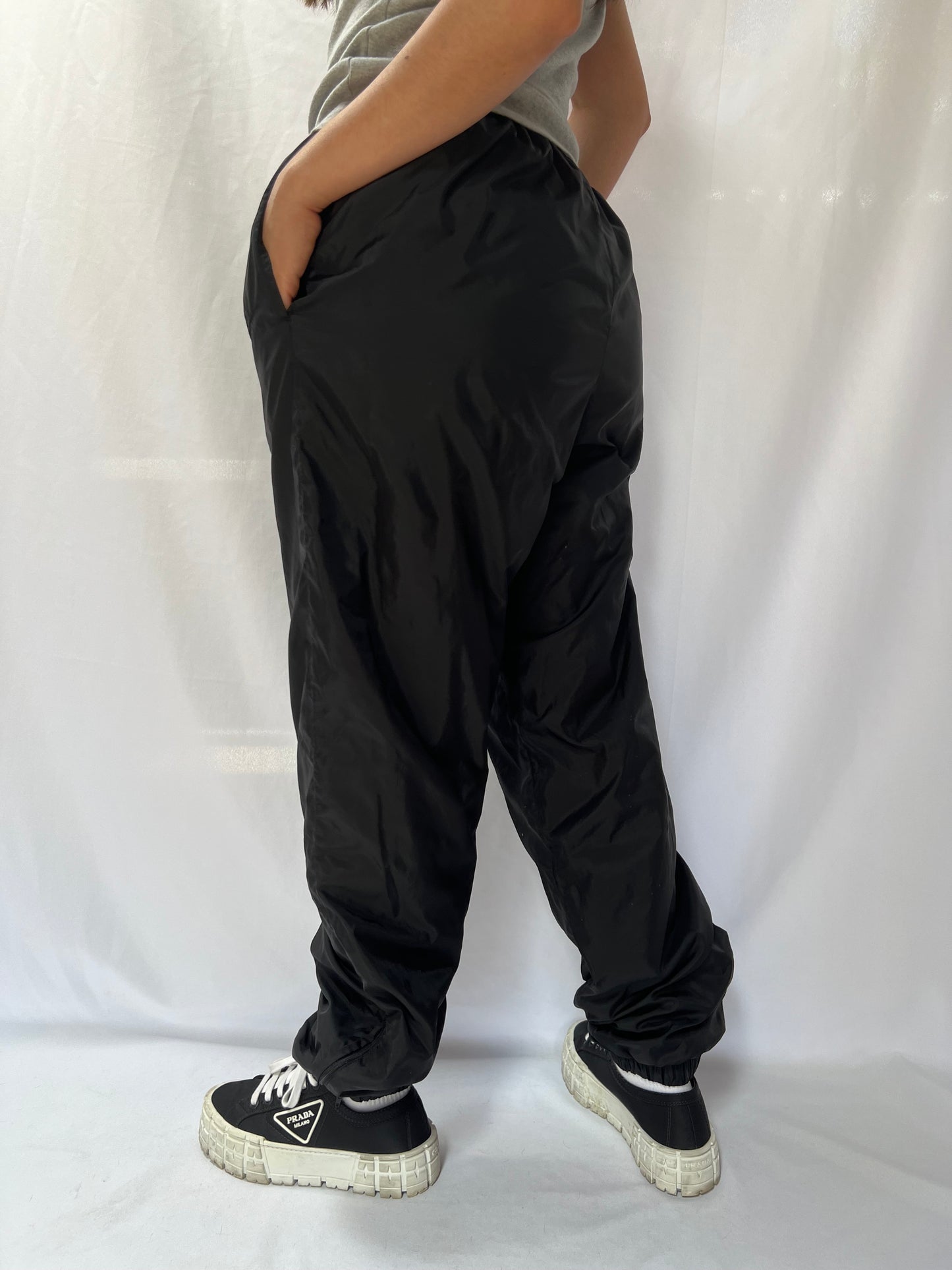 90's Nike Black Nylon Pants - M