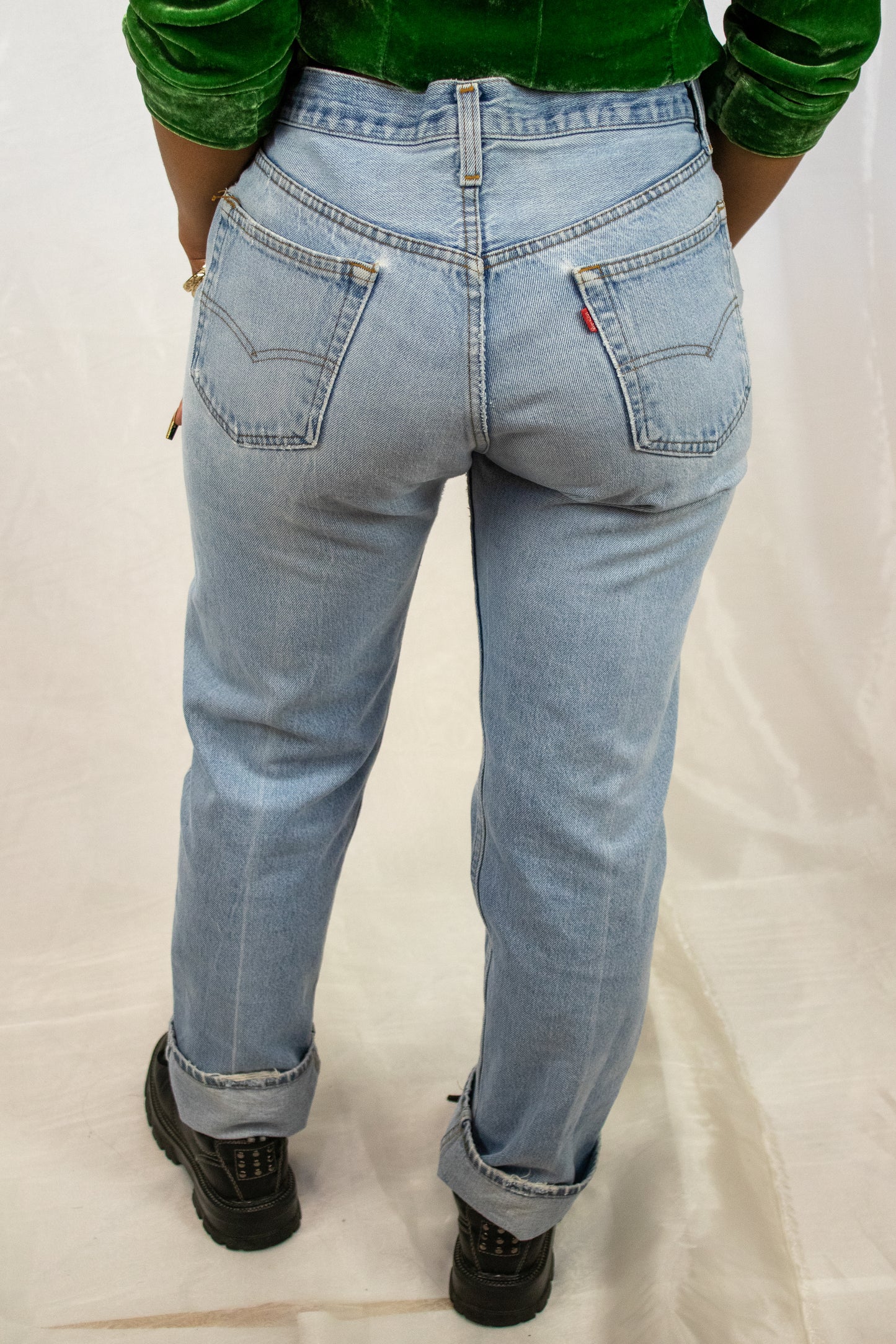 501 Levi's Light Wash Denim Jeans - 29”