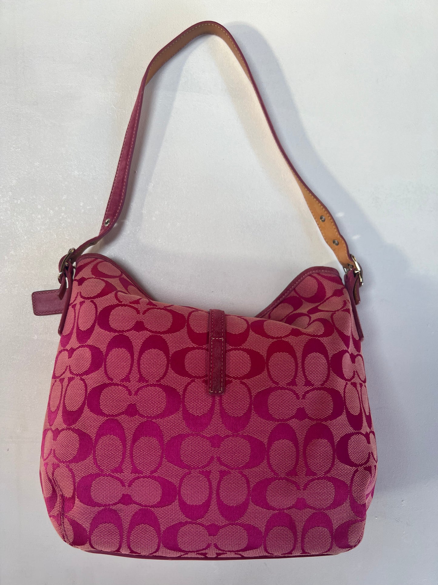 '04 COACH Signature Canvas Hobo Handbag - Pink