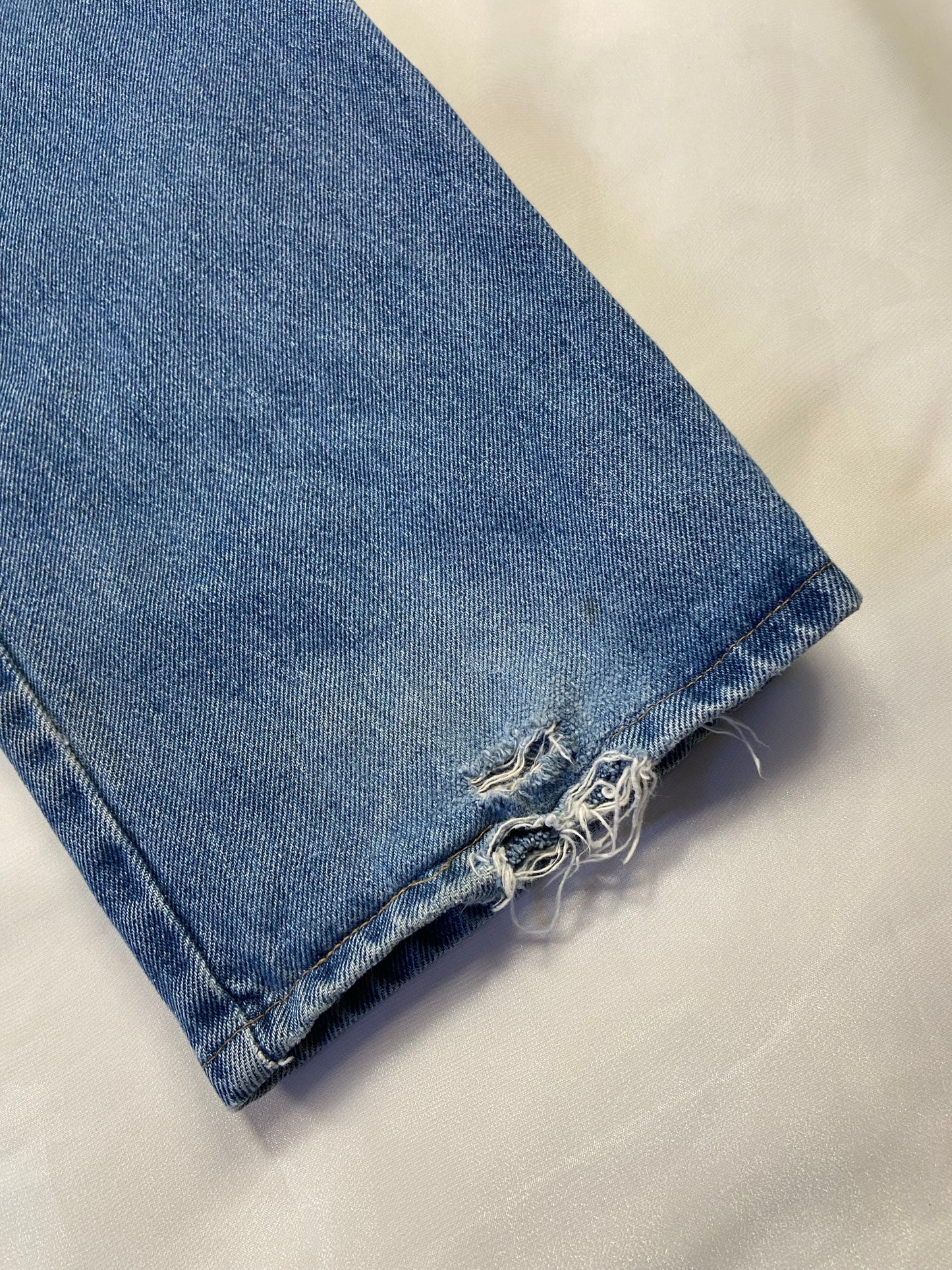 Medium Wash Wrangler Jeans - 32”