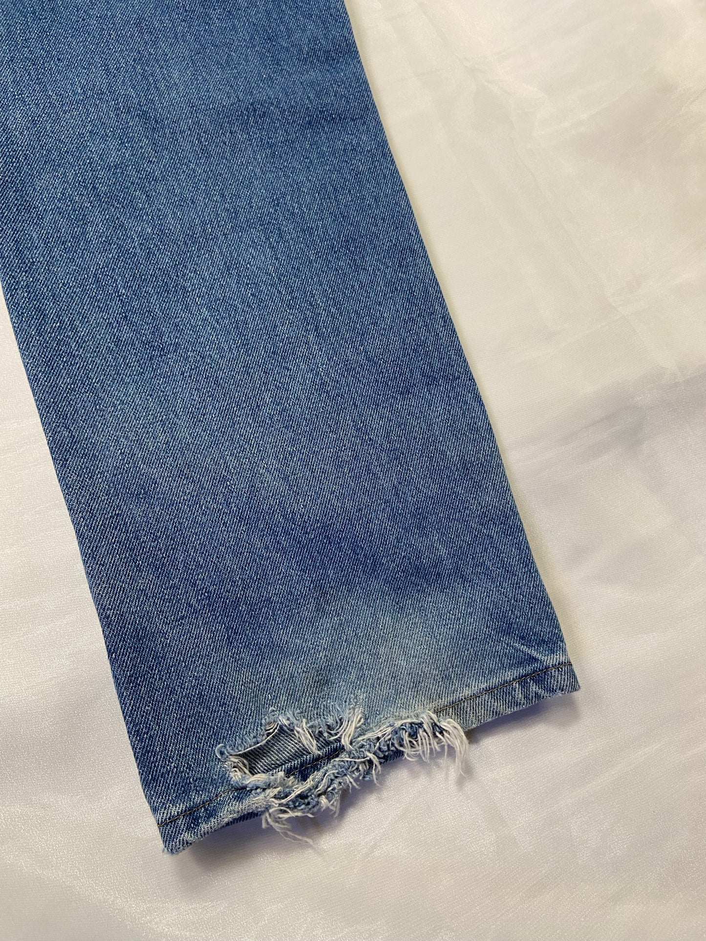 Medium Wash Wrangler Jeans - 32”