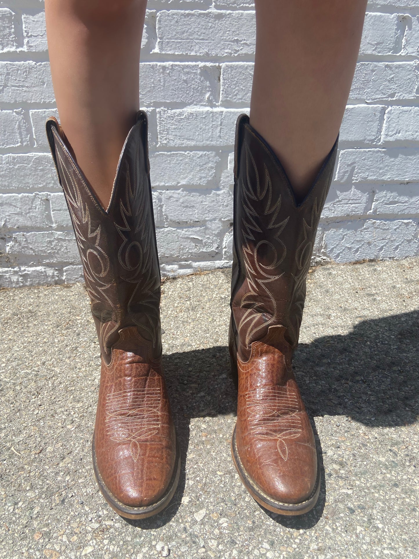 Brown Duotone Cowboy Boots - 9